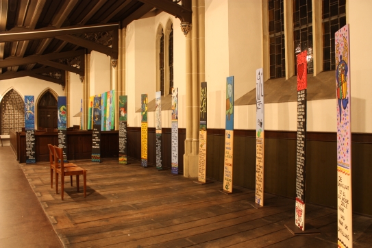 Seelenbretter® von Bali Tollak in der Martin-Luther-Kirche Gütersloh, Nordrhein-Westfalen, März bis April 2012